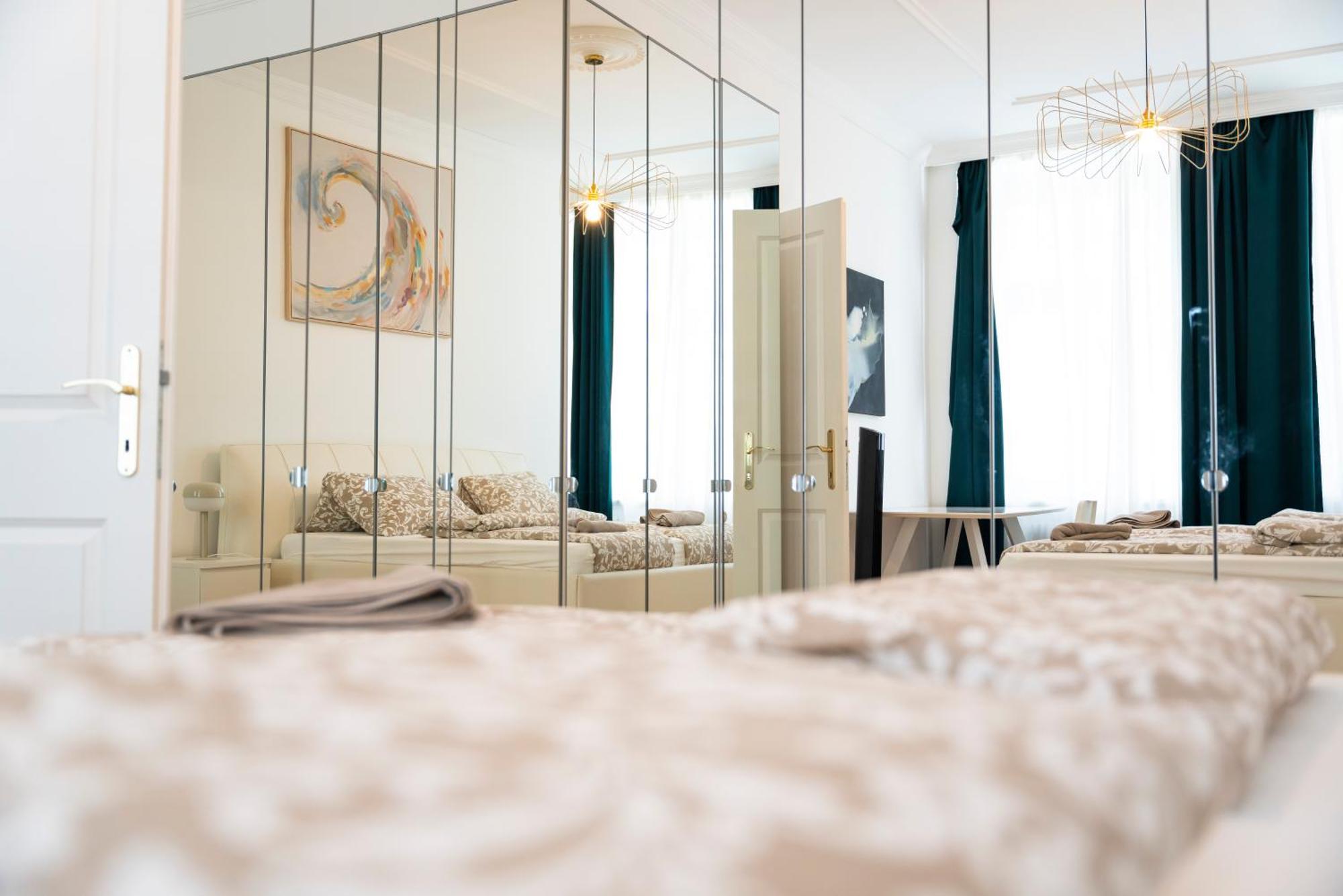 Belvedere Palace Apartment Vienna Esterno foto